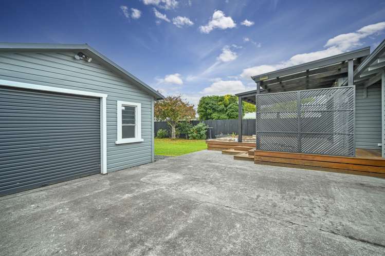 810 Queen Street East Parkvale_15