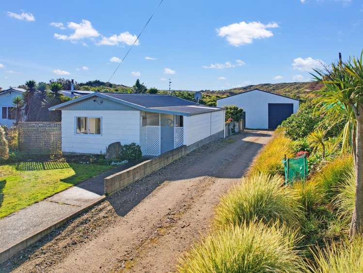 52 Wainui Street Koitiata_28