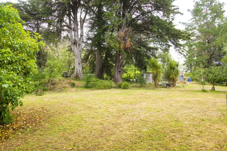 2481 Tiniroto Road Tiniroto_15