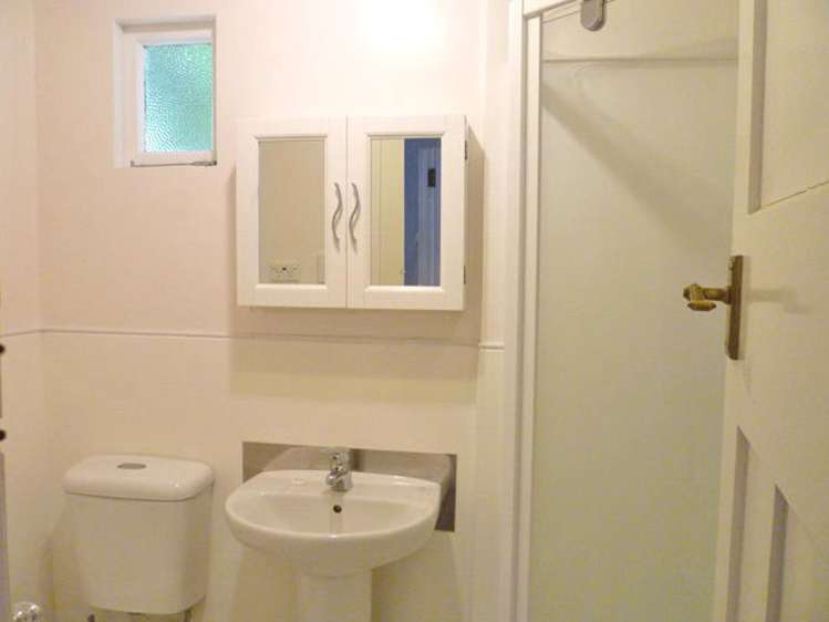 105 Grant Road Thorndon_20