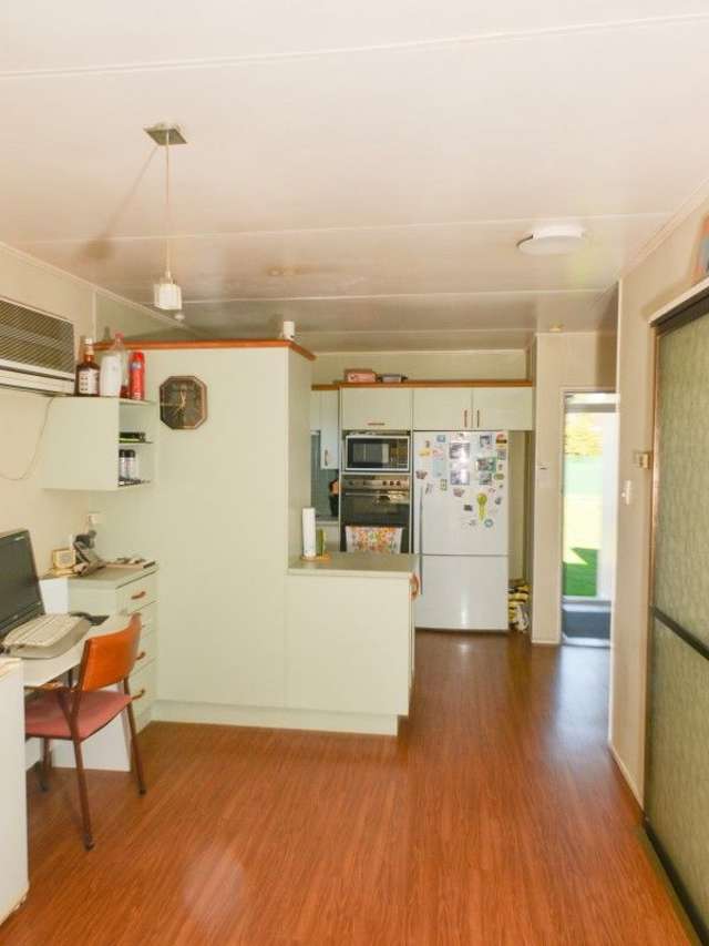 6 Glover Crescent Blenheim Central_3