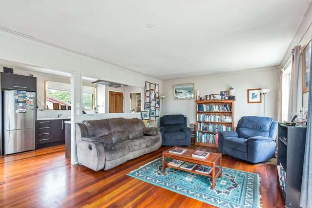 22 Waterlea Avenue Mangere Bridge_1