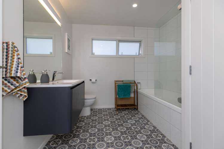 12 Tui Road Raumati Beach_19