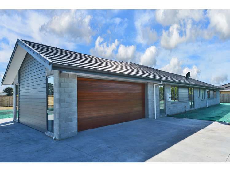 7 Pyle Road East One Tree Point_18