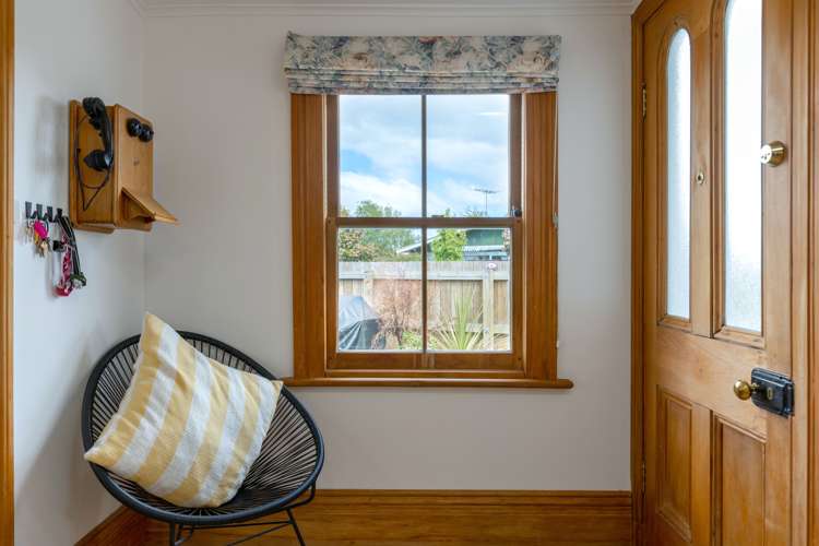 24 Dillons Point Road Islington_18