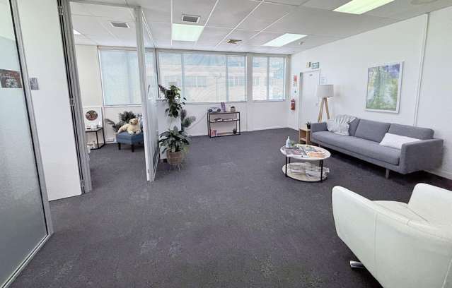 L/44-46 Constellation Drive Albany_2