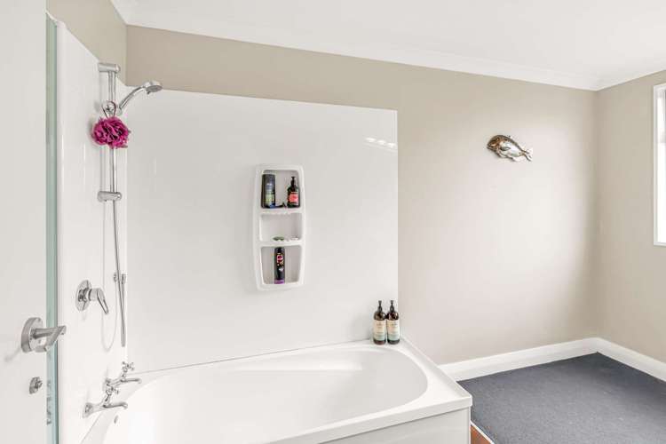 3 Robina Place Gore_29