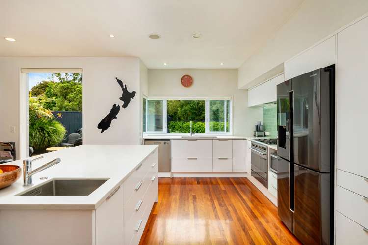 86 Kitenui Avenue Mount Albert_15