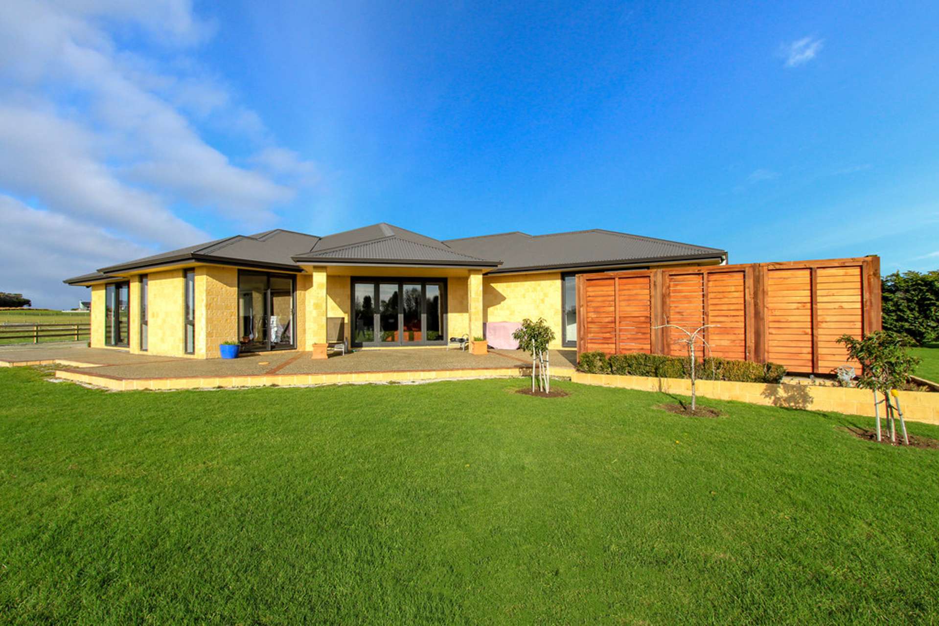 56 Sunrise Drive Seaward Bush_0