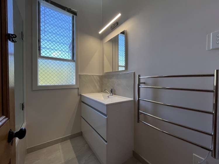 75 Grey Street Onehunga_7