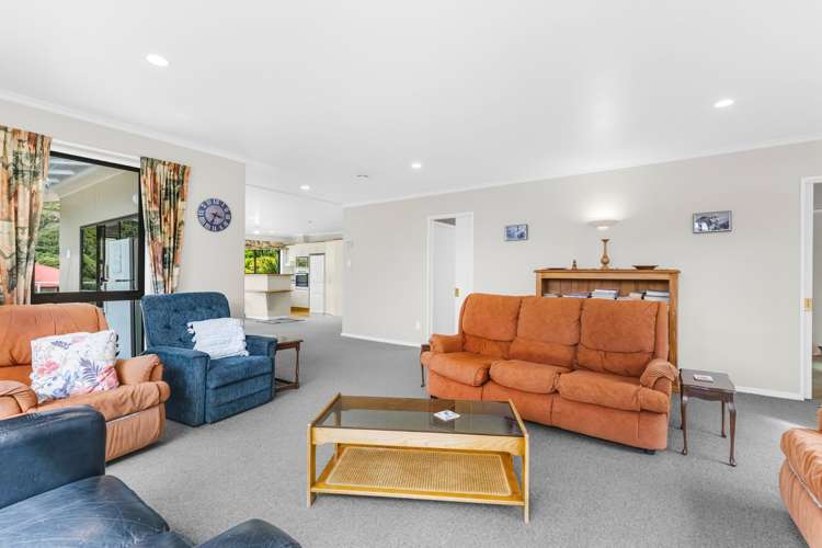 11 Field Terrace Okiwi Bay_13