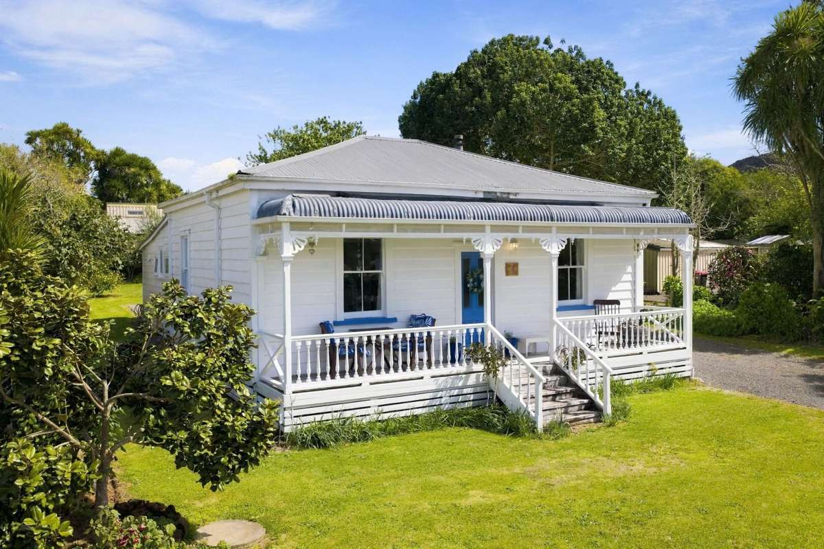 51 Poland Street, Waikino_0