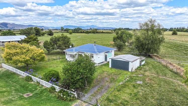 495 Ferry Road Paeroa_15