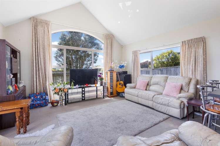 10 Halewood Grove Churton Park_1