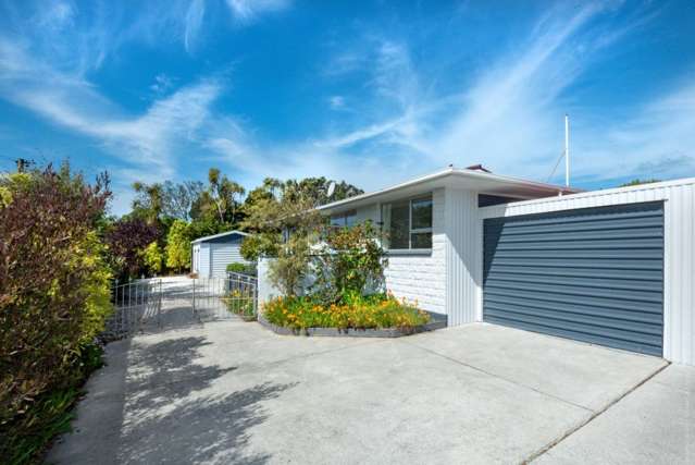 2/63 Rocking Horse Road Southshore_3