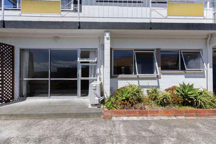 6/8 Lee Road Taradale_12