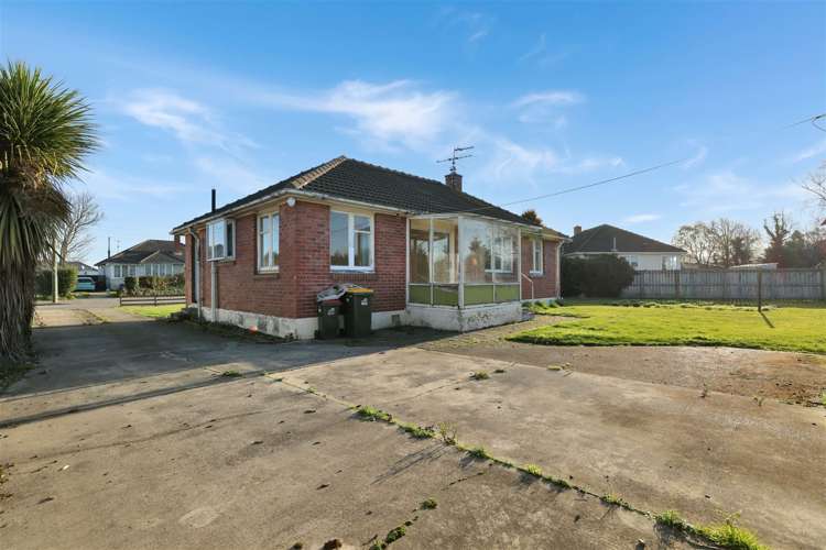 4 Beatty Crescent Hampstead_25