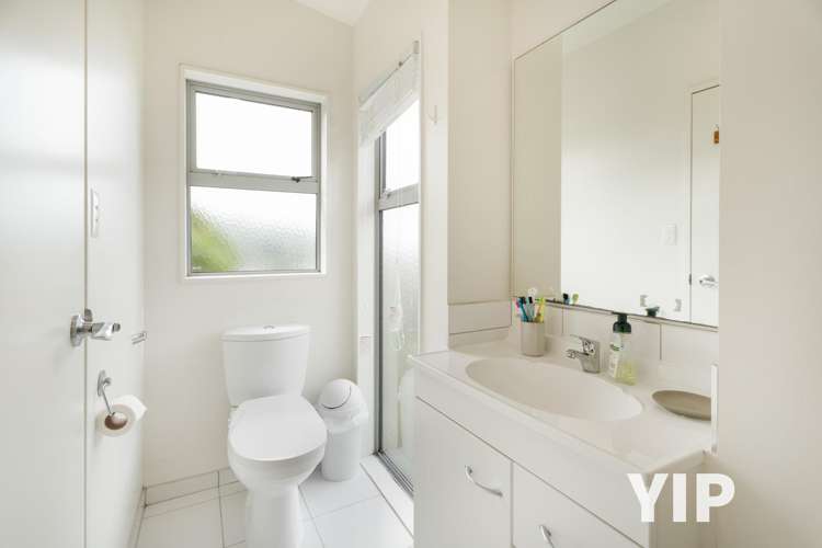 35 Tawa Terrace Tawa_7