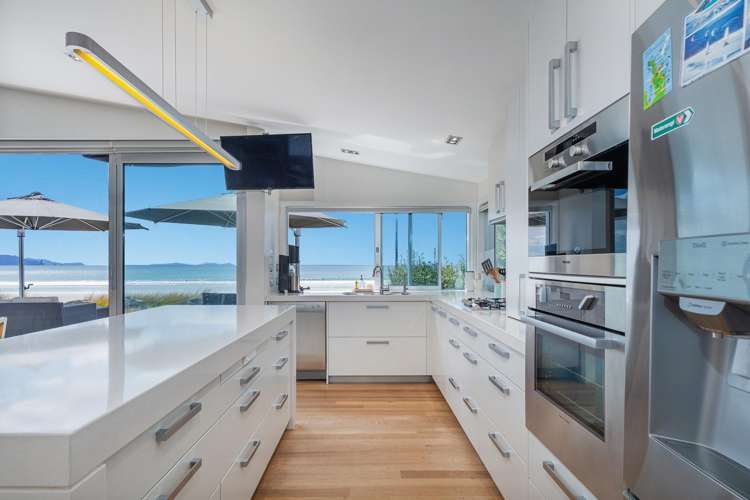 226 Kenwood Drive Matarangi_7