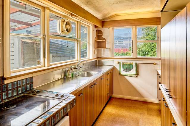 112 Waiwhetu Road Waterloo_2