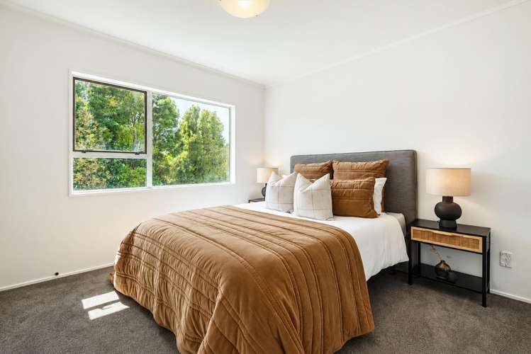 2/54 Stapleford Crescent Browns Bay_10