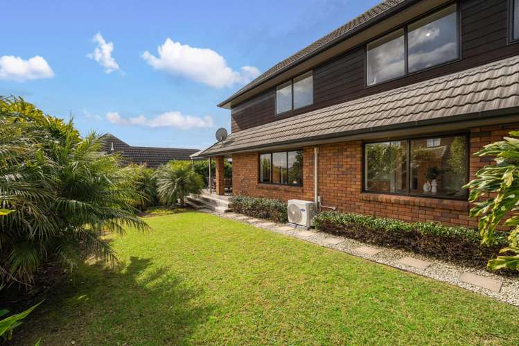 2/6 Waikato Place Saint Johns_20