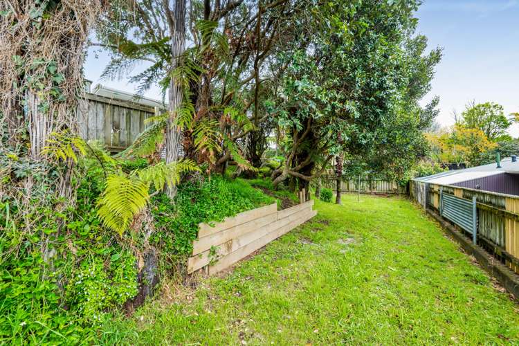 15 Beaumont Crescent Frankleigh Park_19