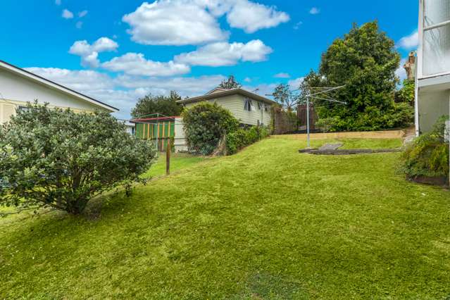 2/13 Talavera Place Te Atatu South_3