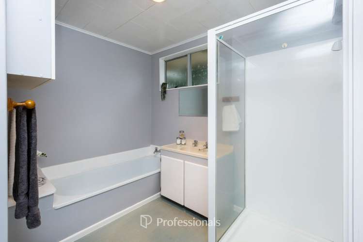 35 Larchmont Grove Totara Park_8