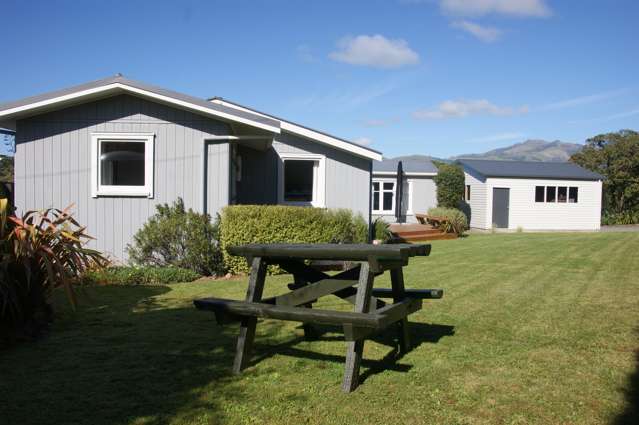 2 Pipers Valley Road Duvauchelle_2