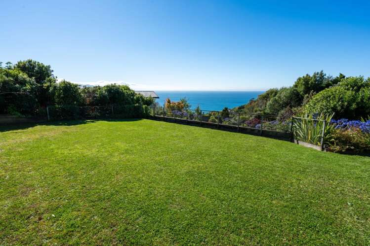 25 Sutcliffe Street St Clair_24