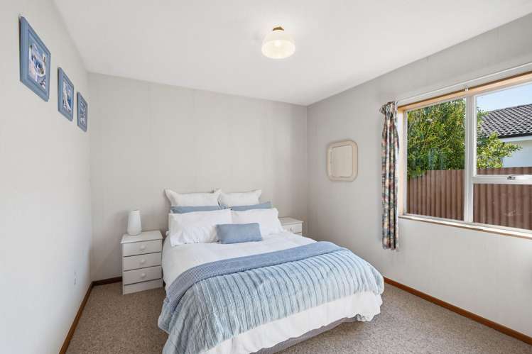 2/16 Kawau Crescent Bromley_7