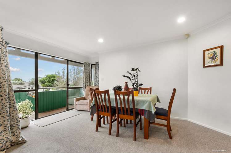 15/17 Matata Street_5