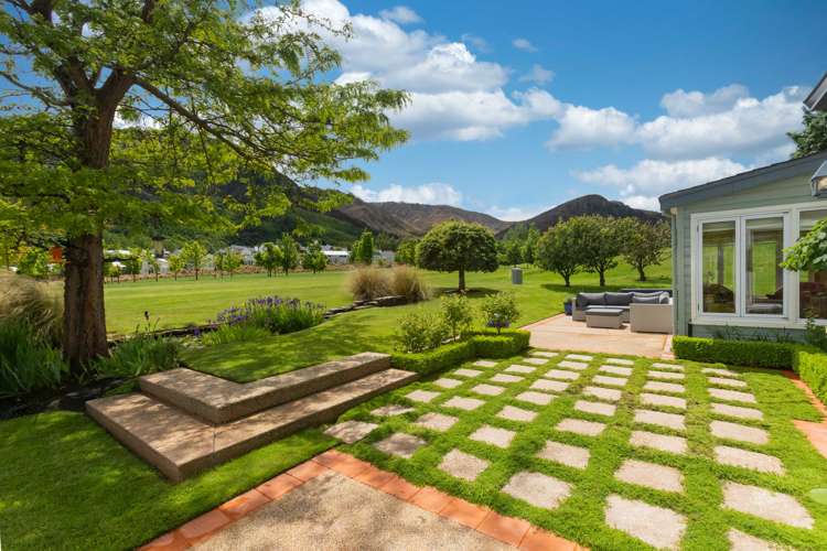 1 The Avenue Arrowtown_15