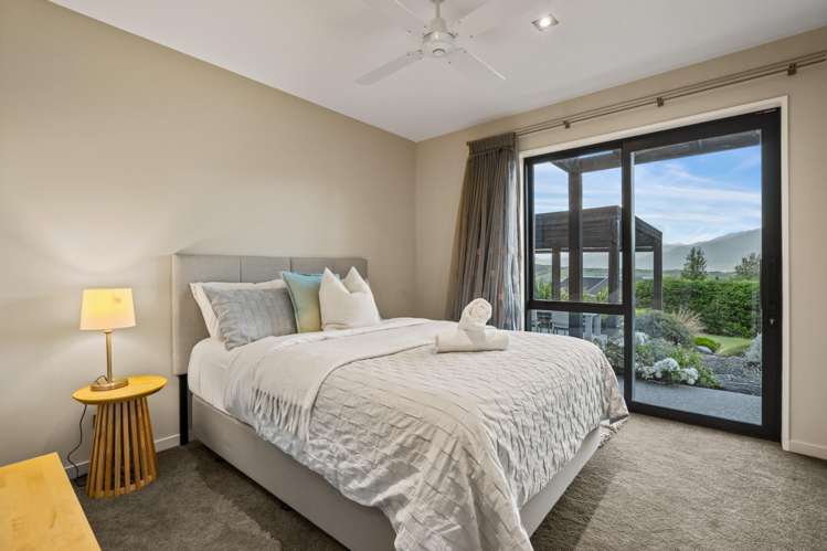 27 Hackett Road Jack's Point_33