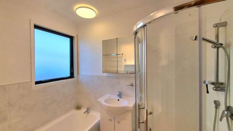 1 Charnley Grove Glenfield_12