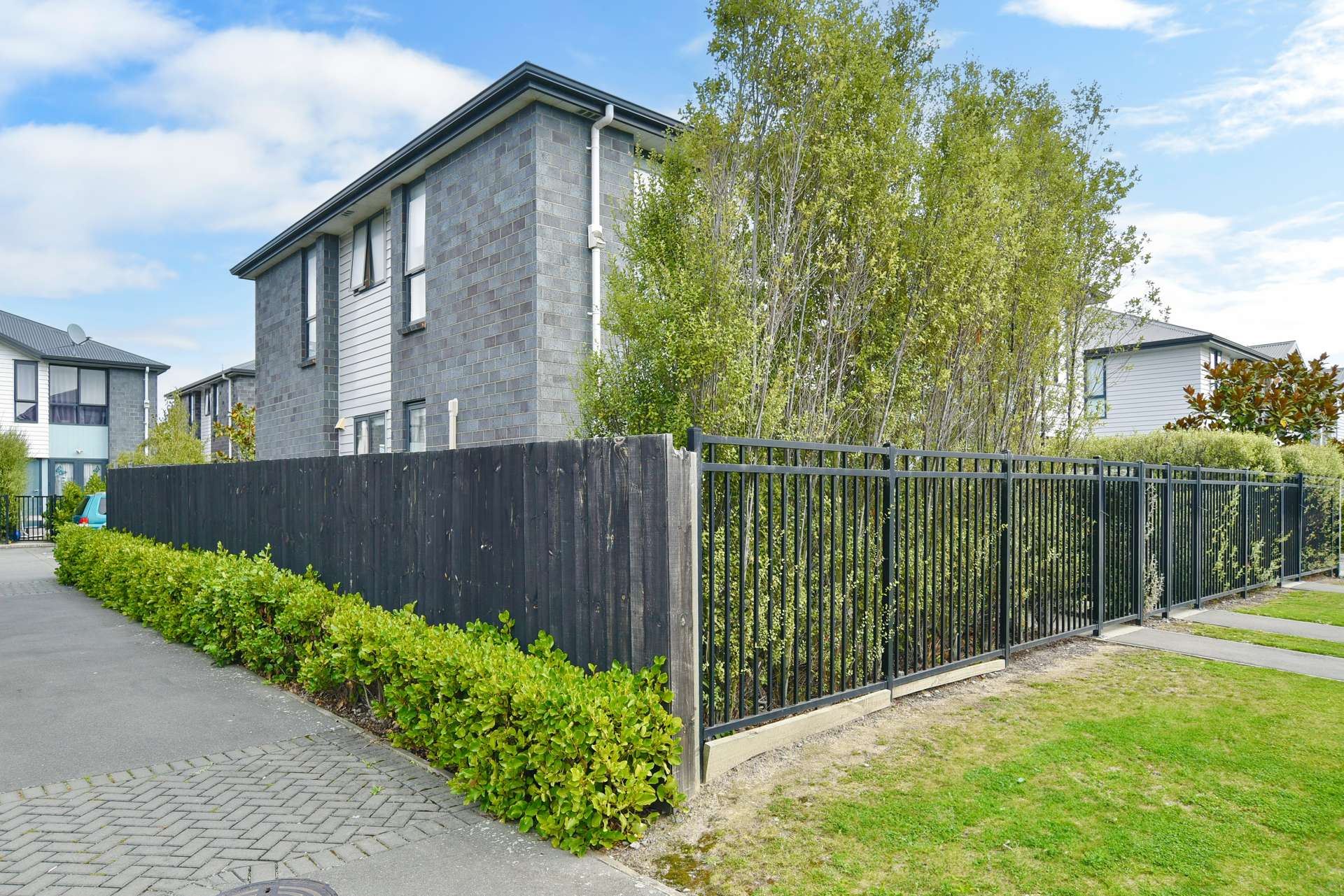 14/14 Buffon Street Waltham_0