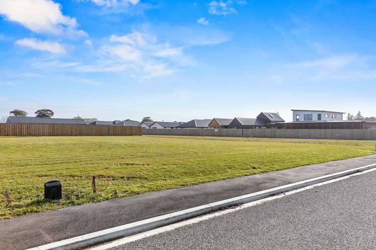 37 and 39 Hawkins Road Marshland_12