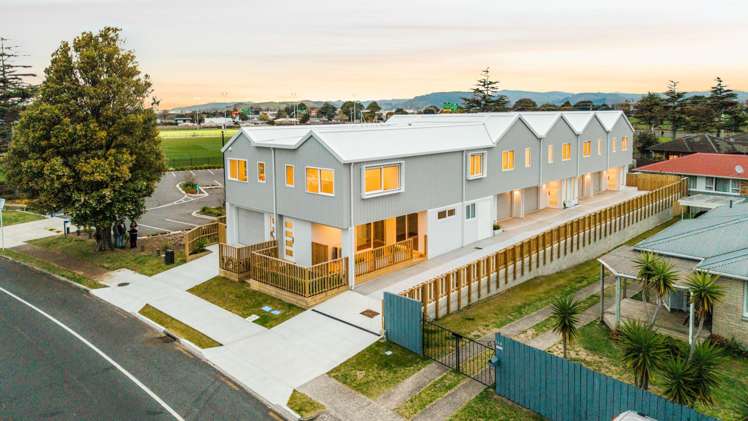 1 & 2/118 Links Avenue Mount Maunganui_21