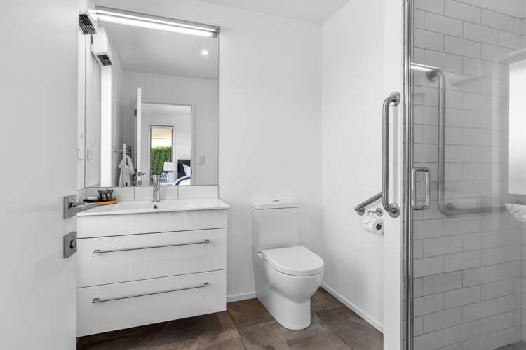 49 Landing Drive Pyes Pa_19