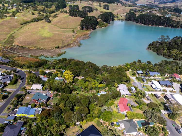 20 East Street Raglan_18