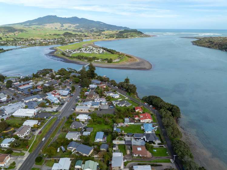 23 Cliff Street Raglan_24
