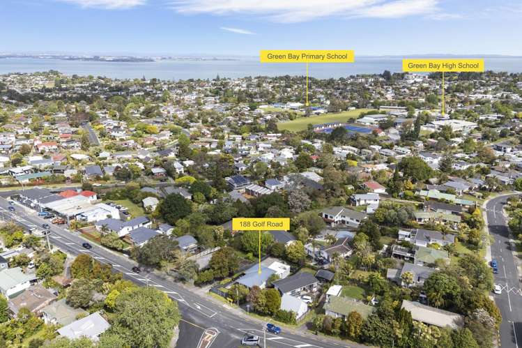 188 Golf Road Titirangi_25