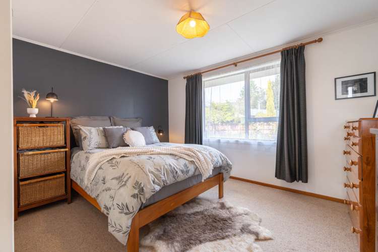 48 Westmere Place Manapouri_9