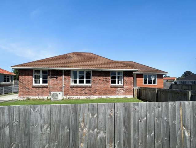 ROSLYN- 4 BEDROOMS