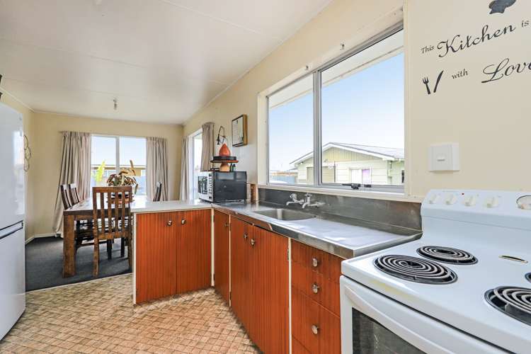 57 Kingsley Drive Flaxmere_6