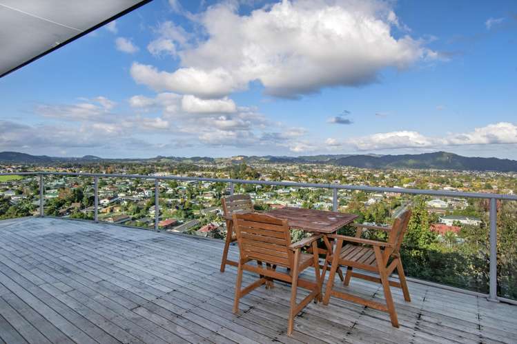 16 Louisa Lane Kamo_17