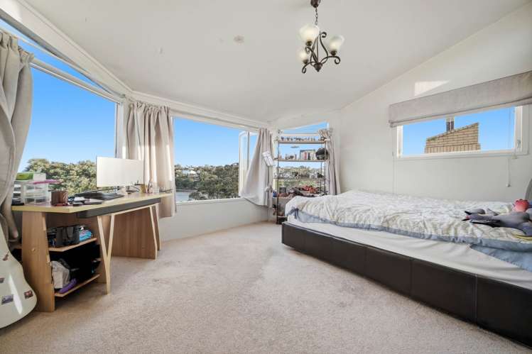 1 Churchill Road Murrays Bay_21