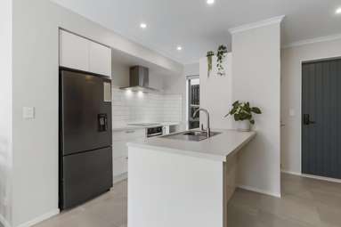 12 Tarakoi Road_3