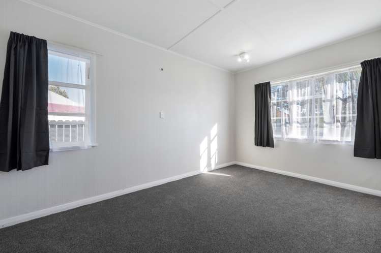 18 Wallace Crescent Glenholme_6